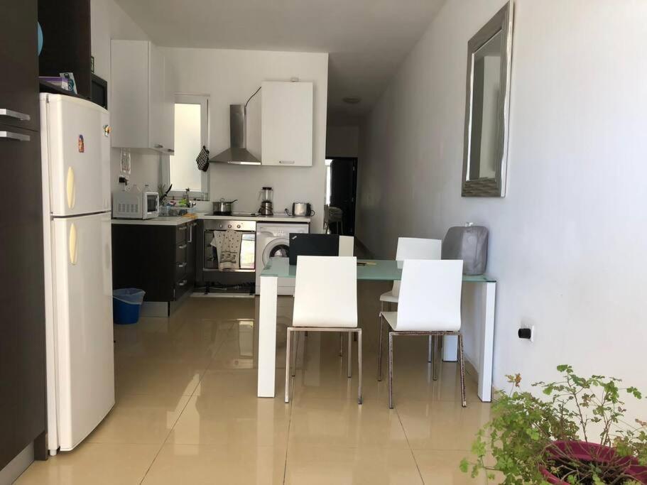 Well Located 2 Bedroom Flat In St.Julians San Ġiljan Extérieur photo